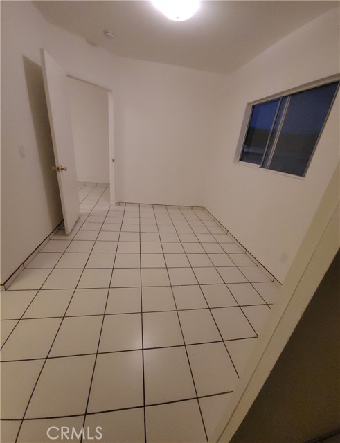 Detail Gallery Image 5 of 7 For 10519 Nopalito St, Ventura,  CA 93304 - 1 Beds | 1 Baths