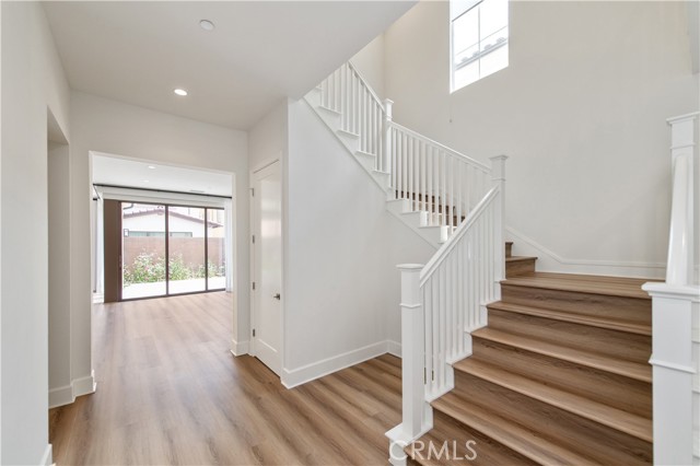 Detail Gallery Image 5 of 40 For 216 Piazza, Irvine,  CA 92602 - 4 Beds | 4 Baths