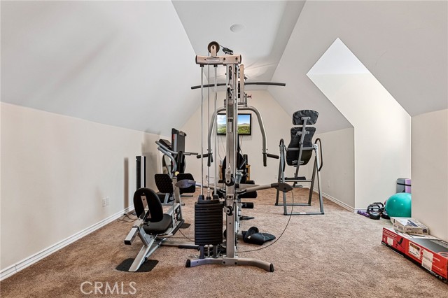 919 Venus Way, Crestline, CA 92325