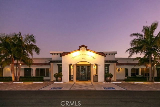 Detail Gallery Image 28 of 41 For 4382 Lahaina Dr, Huntington Beach,  CA 92649 - 3 Beds | 2 Baths