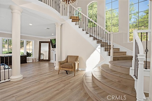 Detail Gallery Image 6 of 25 For 24992 Normans Way, Calabasas,  CA 91302 - 5 Beds | 5 Baths
