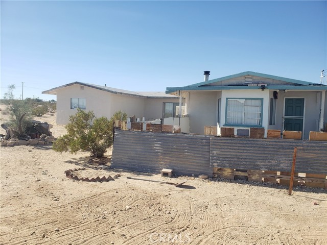 Detail Gallery Image 1 of 18 For 69626 Pluto St, Twentynine Palms,  CA 92277 - 5 Beds | 2 Baths