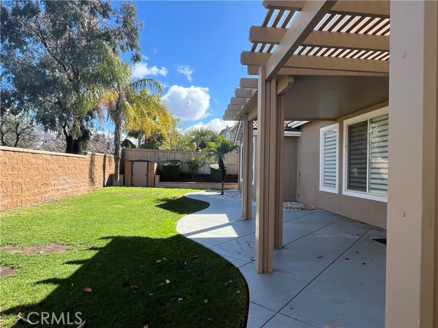 511 Shasta Drive, Corona CA: https://media.crmls.org/medias/e07133f8-f776-48c1-bec1-fdce0963c491.jpg