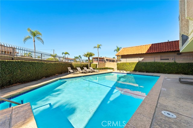 Detail Gallery Image 29 of 41 For 201 Bay Shore Ave #104,  Long Beach,  CA 90803 - 2 Beds | 2 Baths