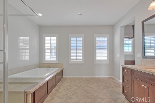 14180 Mountain Avenue, Chino CA: https://media.crmls.org/medias/e071fd08-8171-40cc-9c86-0d1c26189afc.jpg