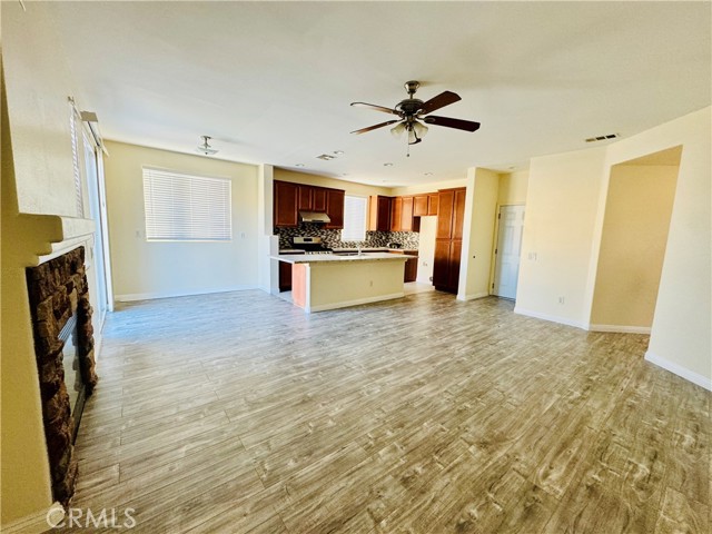 Detail Gallery Image 3 of 32 For 9329 Sable Ridge Ave, Hesperia,  CA 92345 - 4 Beds | 3 Baths