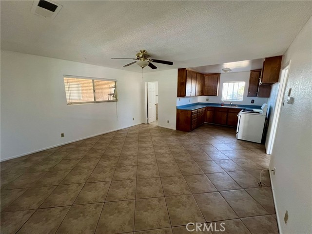 Detail Gallery Image 41 of 47 For 4643 West Avenue M14, Quartz Hill,  CA 93536 - 4 Beds | 3/1 Baths