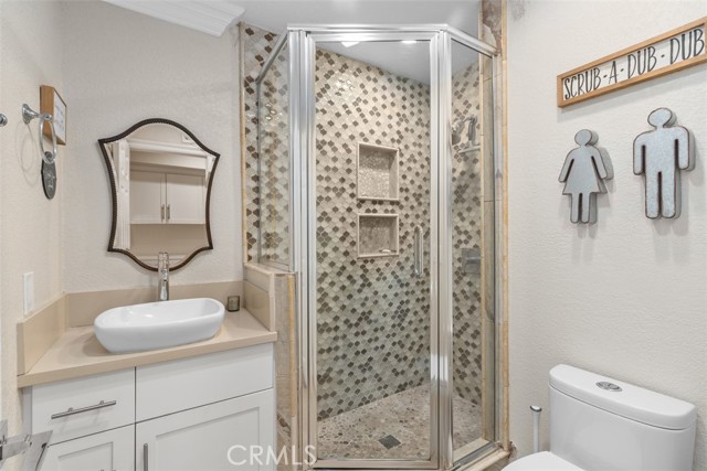 5590 Calle Vista Linda, Yorba Linda CA: https://media.crmls.org/medias/e07273ee-6f61-4180-9b64-77a92da6bd21.jpg
