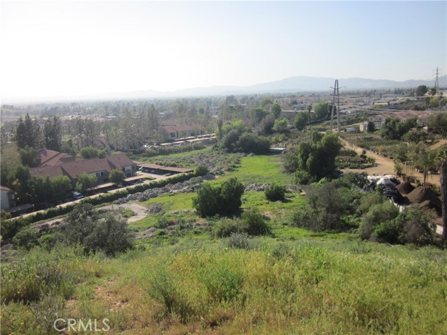 Image 7 of 12 For 11819 Kagel Canyon