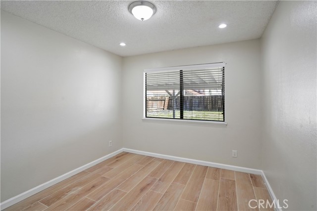 Detail Gallery Image 18 of 22 For 37702 50th St, Palmdale,  CA 93552 - 3 Beds | 2 Baths