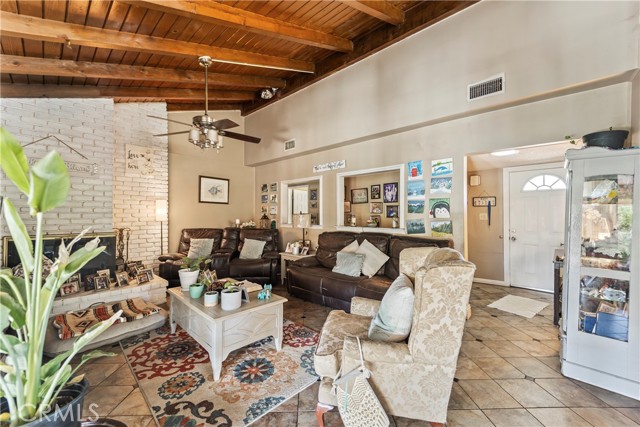 Detail Gallery Image 19 of 31 For 822 Corona, Corona,  CA 92879 - 3 Beds | 2 Baths