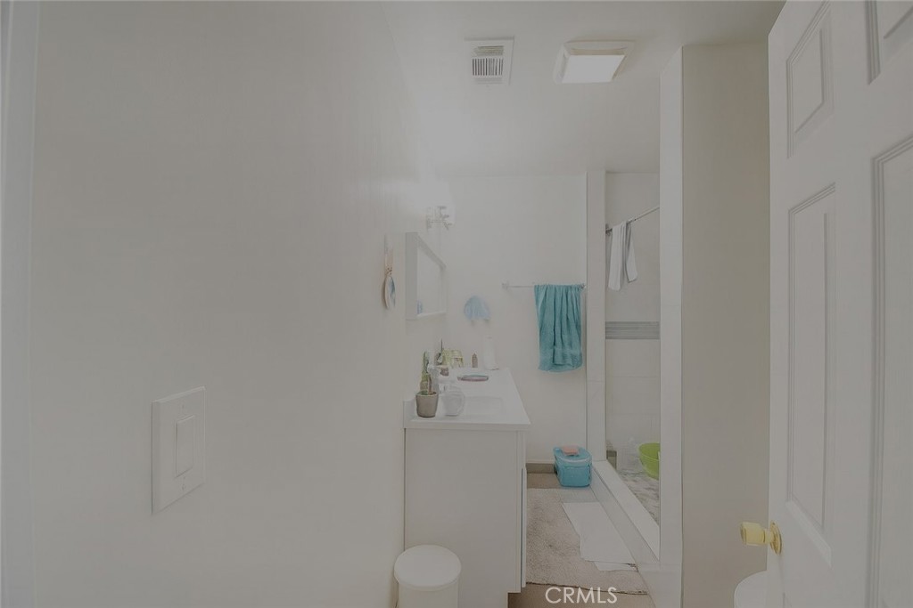 MLS #OC25258593 image #5