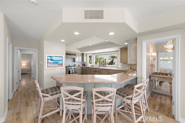 Detail Gallery Image 8 of 25 For 603 S Coast Hwy a,  Laguna Beach,  CA 92651 - 3 Beds | 2/1 Baths