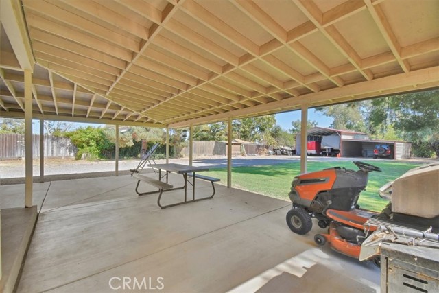2124 Erle Road, Marysville CA: https://media.crmls.org/medias/e074d1ef-11e0-4b1b-b34c-ca43a32aa6fa.jpg