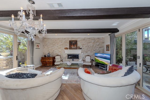 Image 20 of 75 For 30 Vivido St