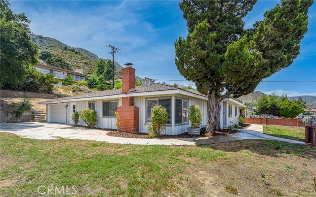 15195 Kingsway Drive, Lake Elsinore CA: https://media.crmls.org/medias/e07532af-c4d5-4c4a-90d9-cefd6a1adc8b.jpg