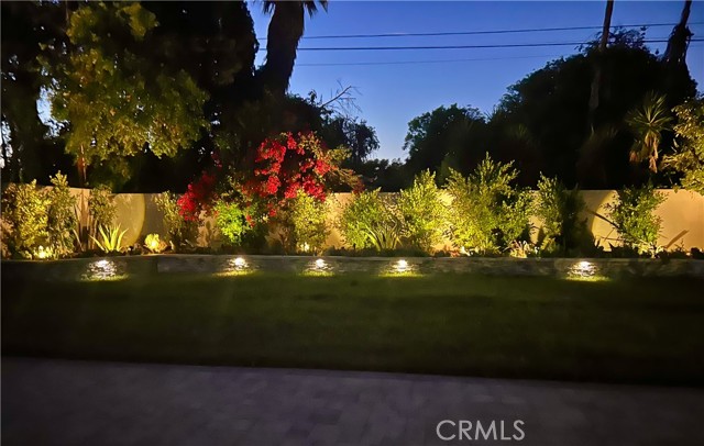 16619 Osborne Street, North Hills CA: https://media.crmls.org/medias/e0753e91-c5a0-4a39-bfa2-49f6504d41e7.jpg