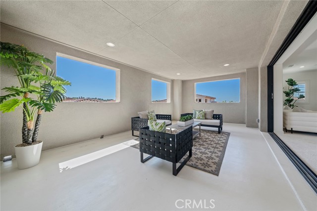 Detail Gallery Image 25 of 35 For 15 Mesa Verde Ln, Lake Forest,  CA 92630 - 5 Beds | 4/1 Baths