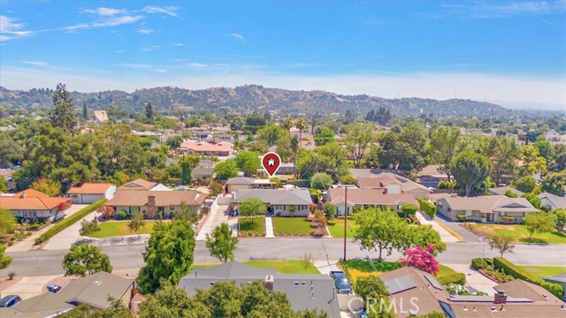 902 E Cypress, Glendora CA: https://media.crmls.org/medias/e07659b5-58b1-40d7-81f5-07fc59f043c3.jpg
