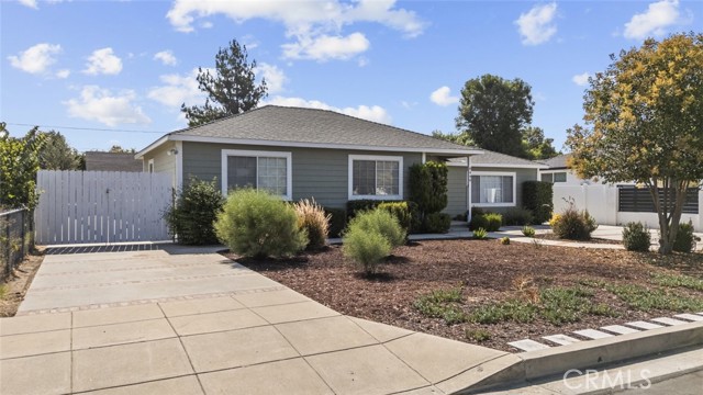 Detail Gallery Image 3 of 28 For 8440 Oakdale Ave, Winnetka,  CA 91306 - 3 Beds | 1/1 Baths