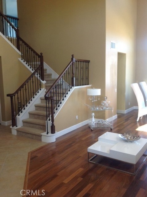 31 Via Scenica, Lake Elsinore CA: https://media.crmls.org/medias/e0786dde-8277-4380-b67e-ffa5ceb40e3f.jpg