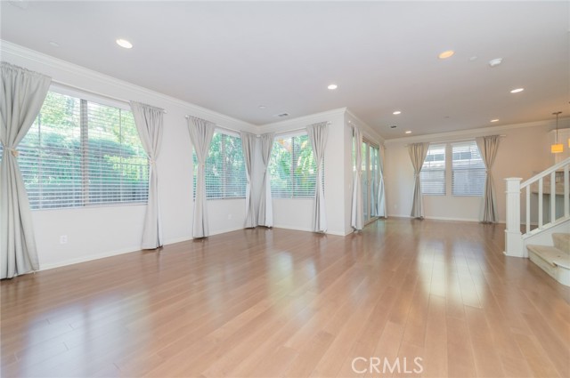 Detail Gallery Image 3 of 29 For 183 Bright Poppy, Irvine,  CA 92618 - 4 Beds | 3 Baths