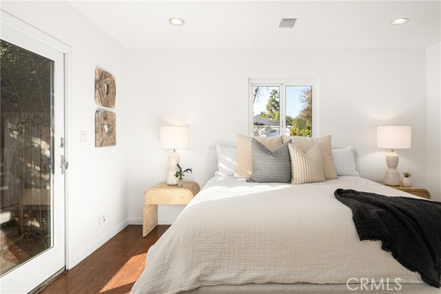 Detail Gallery Image 19 of 65 For 939 Oak St, Costa Mesa,  CA 92627 - 3 Beds | 2 Baths