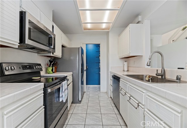 Detail Gallery Image 13 of 31 For 13104 Glen Ct #54,  Chino Hills,  CA 91709 - 2 Beds | 2/1 Baths