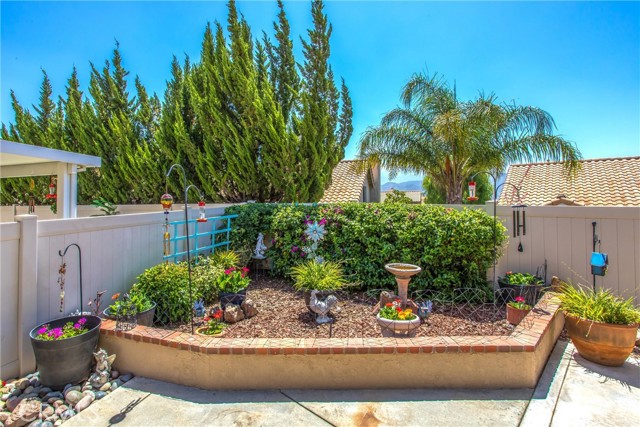 518 S Seminole Circle, Banning CA: https://media.crmls.org/medias/e079f65f-bf4b-4ac0-b58b-de3c4b5d69c8.jpg