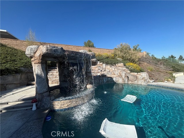 Image 2 of 10 For 827 Baghdady