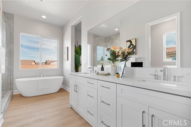 12958 Davona Dale Road Road, Apple Valley CA: https://media.crmls.org/medias/e07c46b7-4898-49a5-9023-b0a2fec9b6ff.jpg