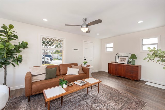 Detail Gallery Image 6 of 30 For 1887 Saint Louis Ave, Signal Hill,  CA 90755 - – Beds | – Baths