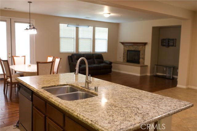 Detail Gallery Image 5 of 13 For 11743 Randolph Ct, Loma Linda,  CA 92354 - 4 Beds | 3 Baths