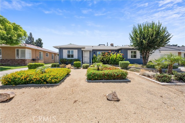 5470 Osburn Pl, Riverside, CA 92506