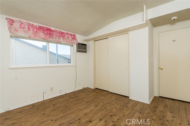 3614 Burritt Way, Glendale CA: https://media.crmls.org/medias/e080ac70-b427-47dc-b7bf-01bfcf372ae0.jpg