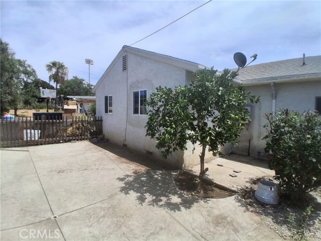 10918 Laurel Canyon photo 32