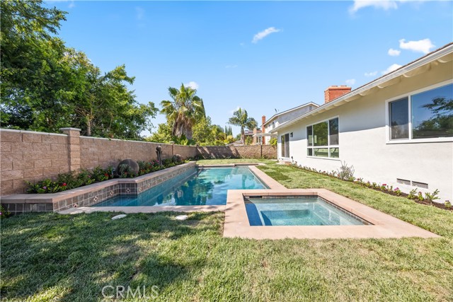 1809 Celeste Lane, Fullerton CA: https://media.crmls.org/medias/e0827936-1f70-4421-b347-6c51c0a8bf24.jpg