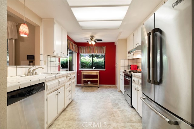 Detail Gallery Image 14 of 56 For 512 Wilshire Ct Ct, Chico,  CA 95973 - 2 Beds | 2 Baths