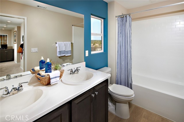 Detail Gallery Image 14 of 17 For 14966 Decarlo Dr, Adelanto,  CA 92301 - 4 Beds | 3 Baths