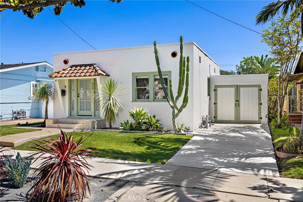 630 W Wilshire Avenue