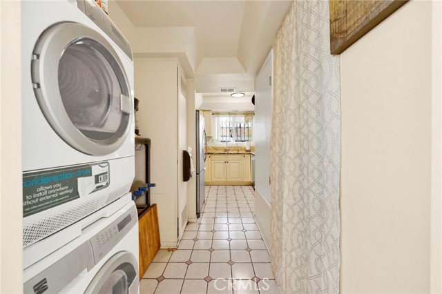 Detail Gallery Image 25 of 31 For 14141 Polk St #1,  Sylmar,  CA 91342 - 3 Beds | 1/1 Baths