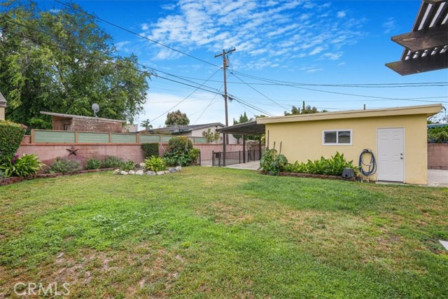 2216 Canehill Avenue, Long Beach CA: https://media.crmls.org/medias/e084fb3f-763a-4f8d-b012-232973122d34.jpg