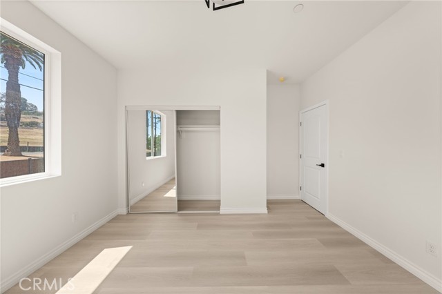 5979 Copperfield Avenue, Riverside CA: https://media.crmls.org/medias/e0857732-ef66-4172-950a-e38f070db235.jpg