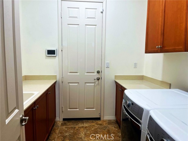 1473 Peters Canyon, Beaumont CA: https://media.crmls.org/medias/e085e90d-e90c-4ce5-8208-54d1759e4371.jpg