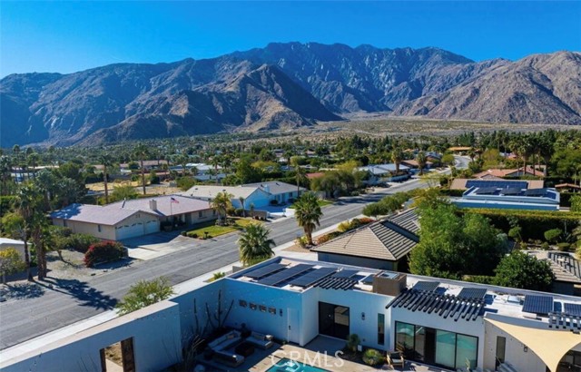 400 W Santa Catalina, Palm Springs, CA 92262