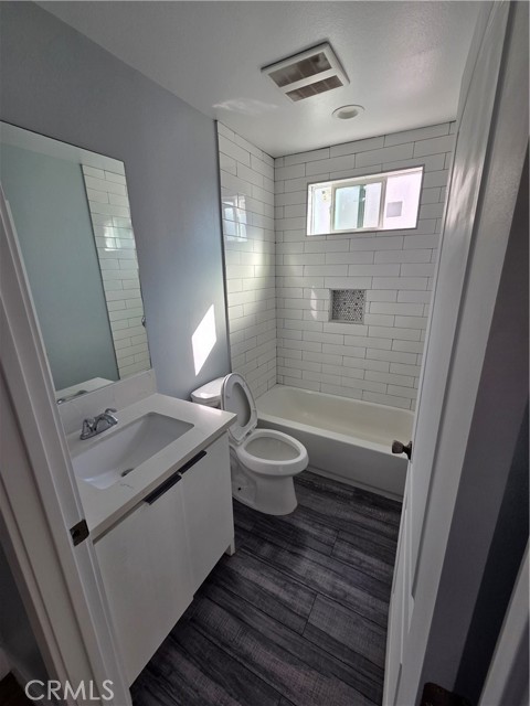 Detail Gallery Image 25 of 45 For 608 E 29th St #608,  Los Angeles,  CA 90011 - 5 Beds | 4 Baths