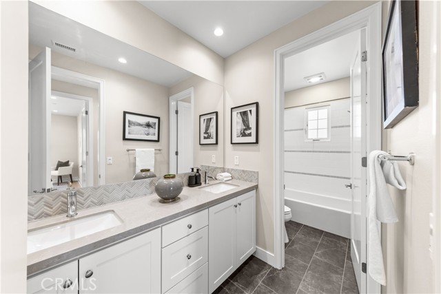 Detail Gallery Image 25 of 50 For 121 Oceano, Irvine,  CA 92602 - 3 Beds | 2/1 Baths