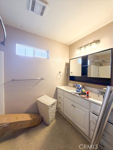 Detail Gallery Image 13 of 25 For 2409 Pepperwood, Long Beach,  CA 90815 - 4 Beds | 2 Baths