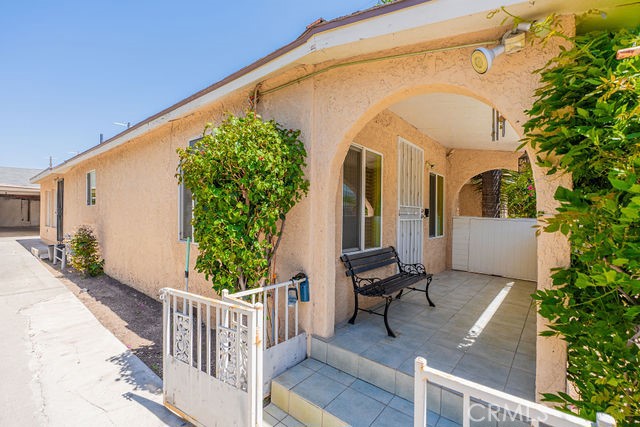 Detail Gallery Image 4 of 75 For 12555 Correnti St, Pacoima,  CA 91331 - 3 Beds | 2 Baths