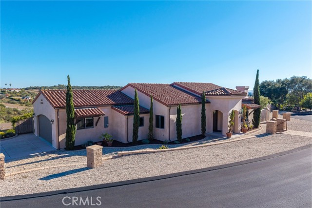 515 Windermere Lane, Arroyo Grande CA: https://media.crmls.org/medias/e087bfa5-0282-4ef3-bd7c-595192f5608a.jpg